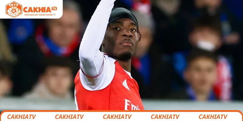Noni Madueke đối mặt áp lực cạnh tranh tại Arsenal